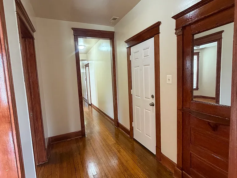 5717 S Prairie Ave #2 — Photo 8