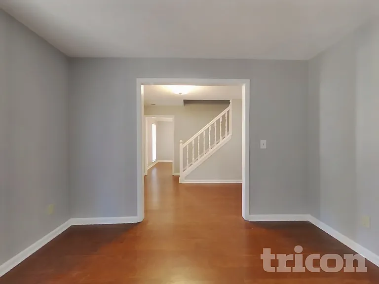 4981 Brownwood Dr — Photo 15
