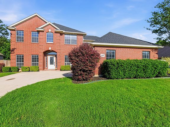 2nd image of 7000 Winthorp Dr