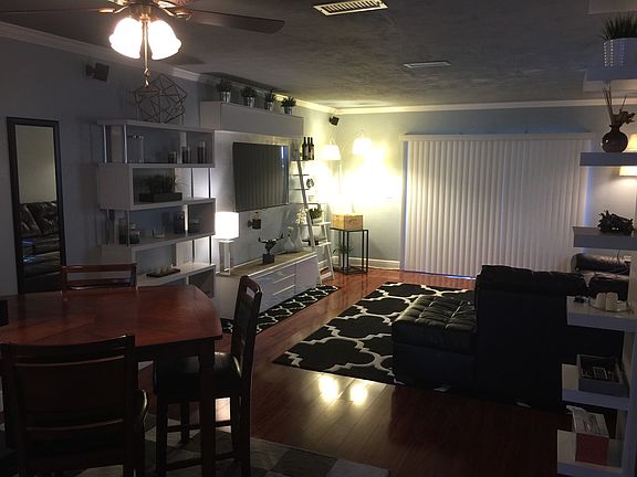 3rd image of 3960 Willow Trail Run APT B6