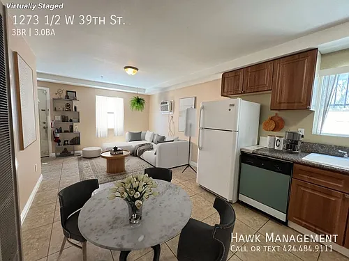 1273 1/2 W 39th St Photo 1