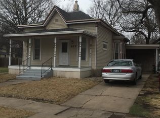 612 W 10th Ave, Emporia, KS 66801