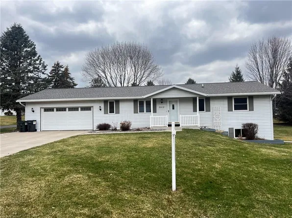 2912 Sky Hawk Drive, Eau Claire, WI 54703