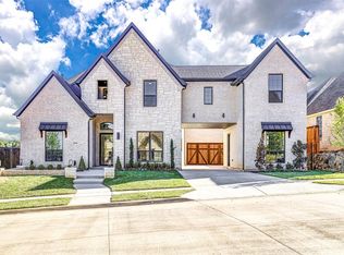 8704 Montrose Dr, North Richland Hills, TX 76182