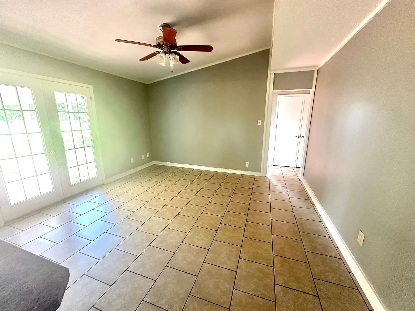 3/2 For Rent in Montgomery! — Photo 3