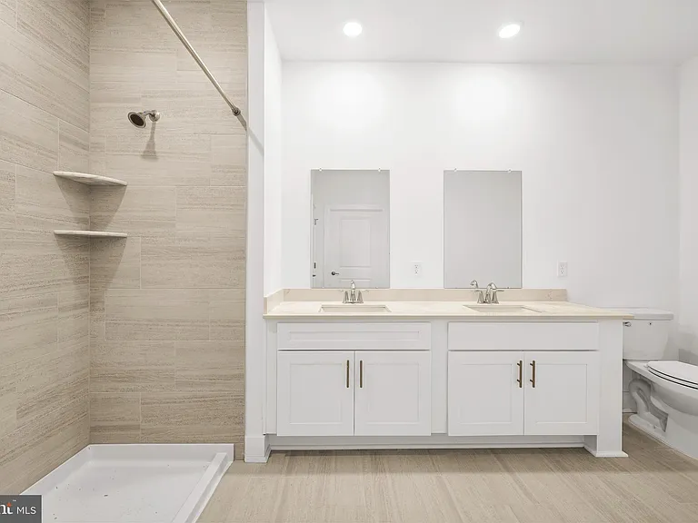 2207 Prince Hall Dr — Photo 26