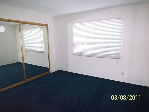 3rd image of 1308 S Mayflower Ave Unit C