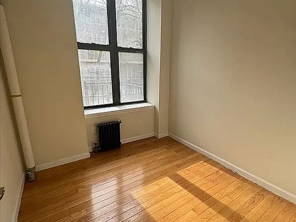 3rd image of 237 Henry St #1B