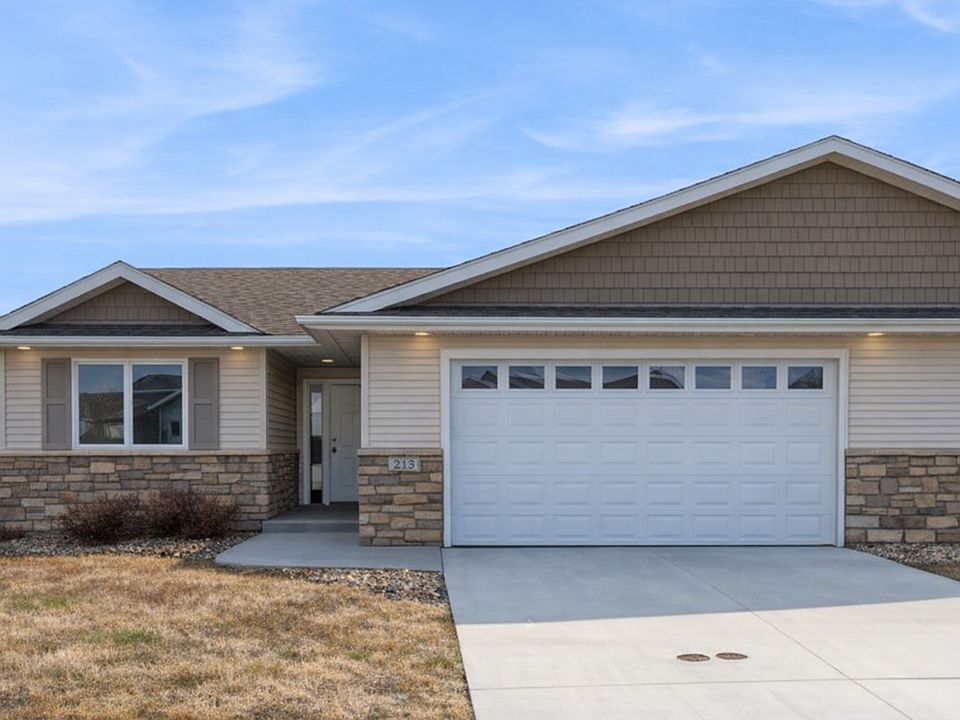 1st image of 413 Fawn Run