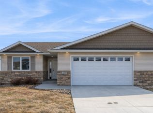 413 Fawn Run, Kenyon, MN 55946