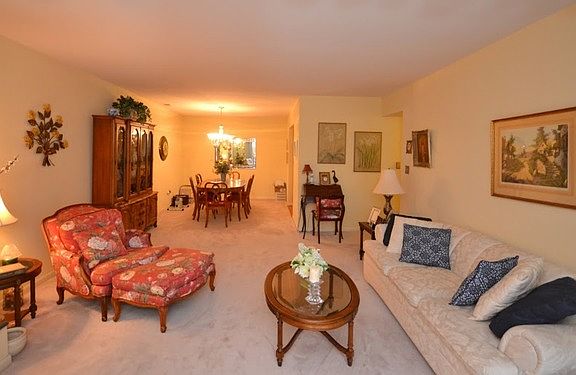 2nd image of 9620 S Komensky Ave APT 307