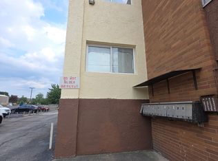 53 S College St APT B, Akron, OH 44308
