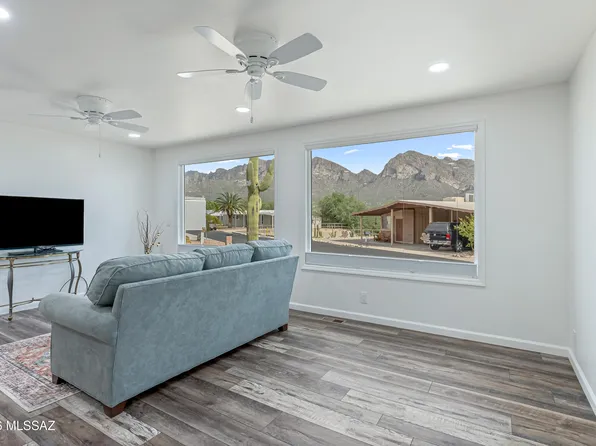 210 W Matterhorn St, Oro Valley, AZ 85737