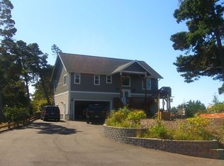 4946 Gloria Gayle Way, Florence, OR 97439