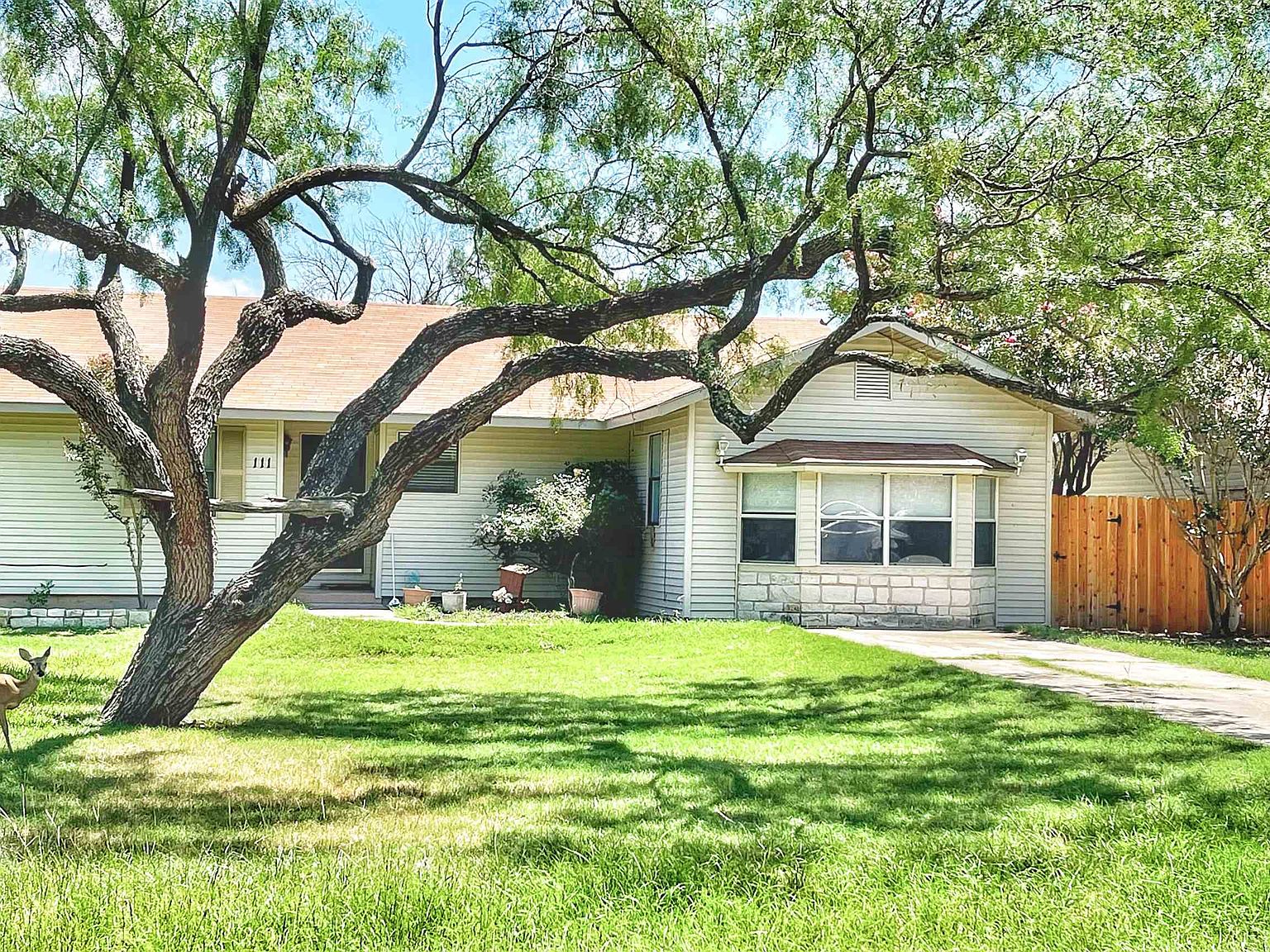 111 Channel Dr, Sunrise Beach, TX 78643 Zillow