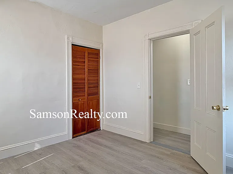 164 Morris Ave — Photo 23