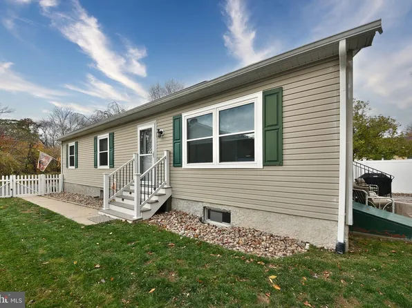 601 4th Ave, Croydon, PA 19021
