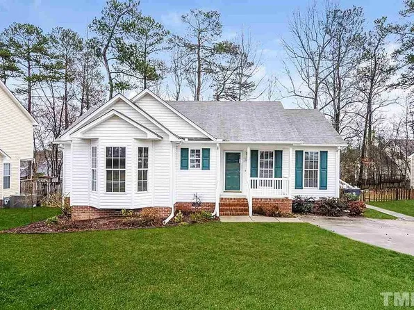 106 Zircon Ln, Knightdale, NC 27545