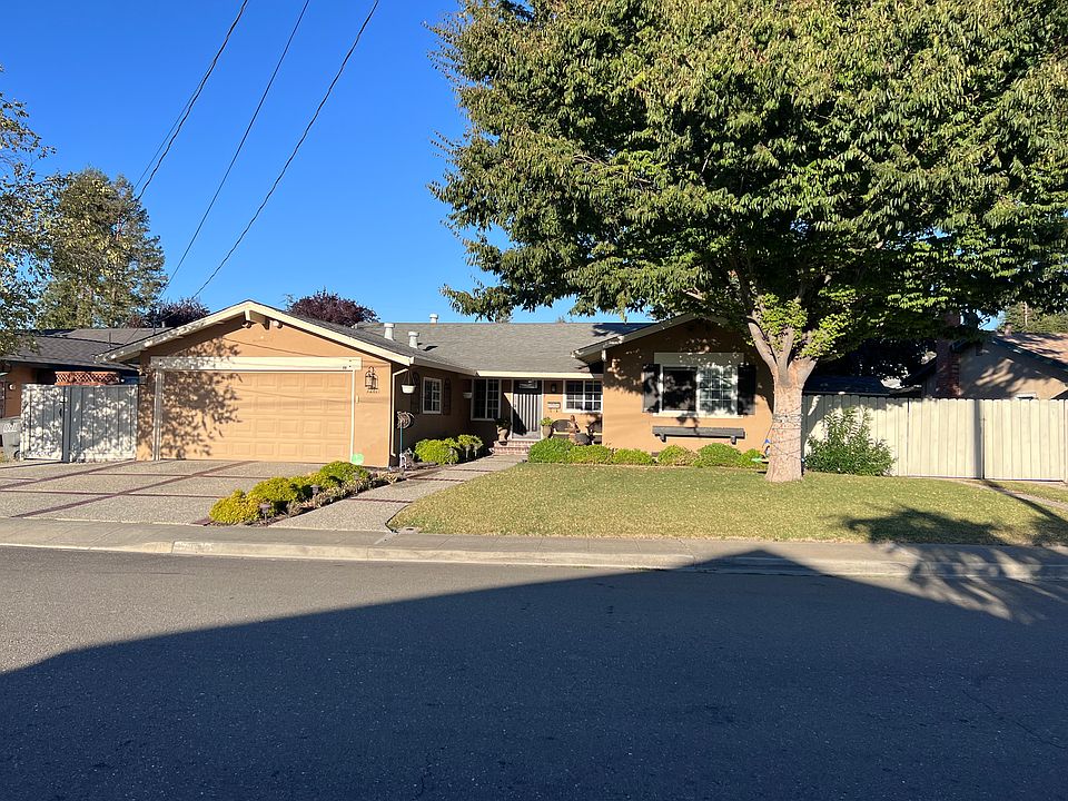 1st image of 7287 Thames Ct