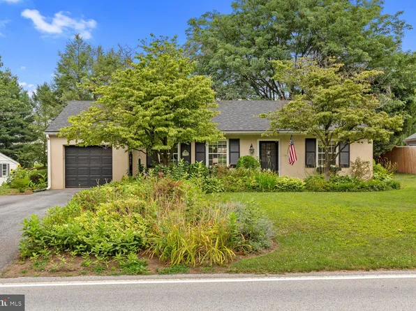 1717 Windy Hill Rd, Lancaster, PA 17602