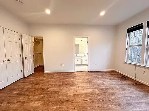 8542 Albert Ln — Photo 11