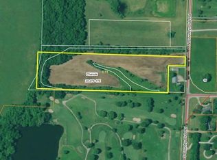 S Country Club Rd, Chanute, KS 66720