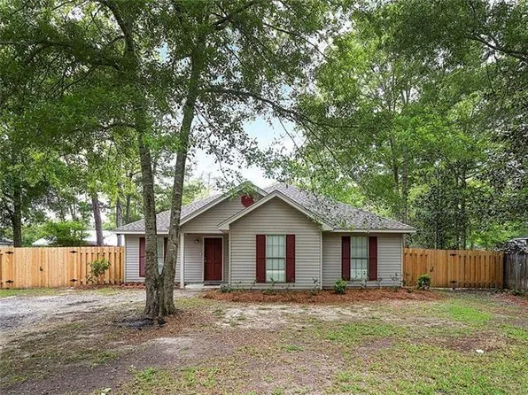 61323 Rock Rd, Lacombe, LA 70445