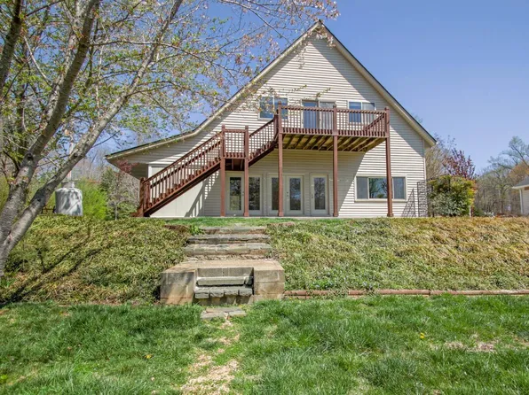 1336 Timberlake Dr, Lynchburg, VA 24502