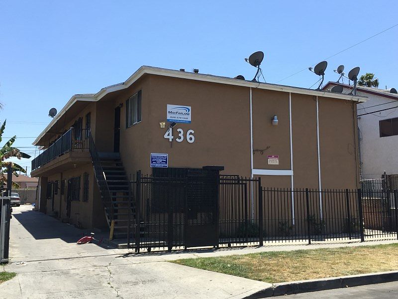 2nd image of 436 W 95th St APT 6