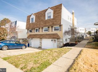 2811 Chase Rd, Philadelphia, PA 19152