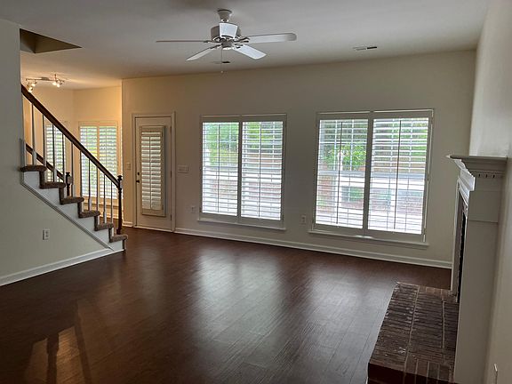 5th image of 129 Lakewood Circle Dr
