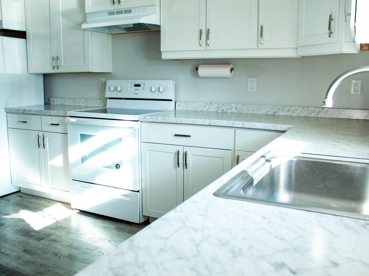 2 bed, 1.5 bath, 1200 sqft, $1,750 — Photo 2