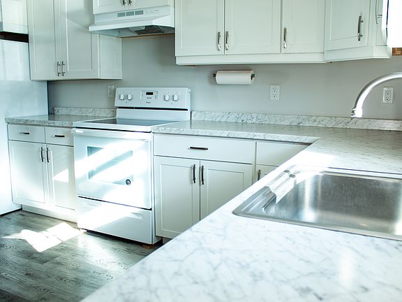 2nd image of 45 Meadow Farm Rd