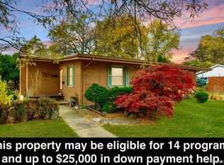 22250 Grossedale St, Saint Clair Shores, MI