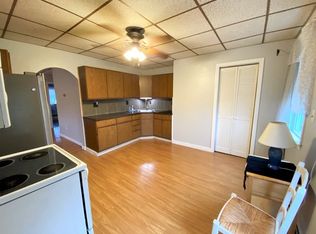 173 Paris St FLOOR 3, Boston, MA 02128