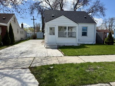 18730 Meier St, Roseville, MI, 48066