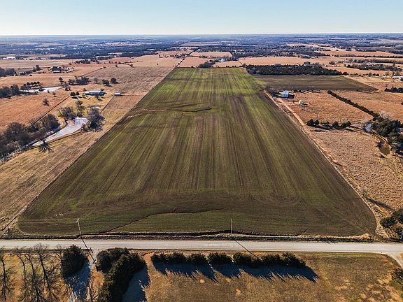 2nd image of 40/- Acres St SW #170