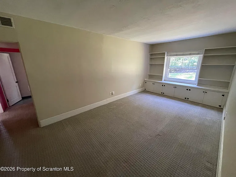 109 Park Dr — Photo 17