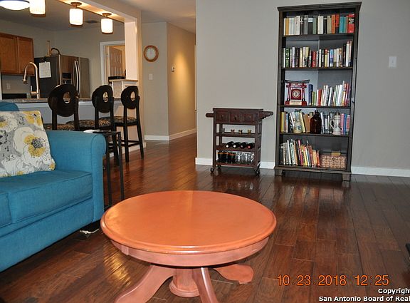 4th image of 3519 Carruthers Oak