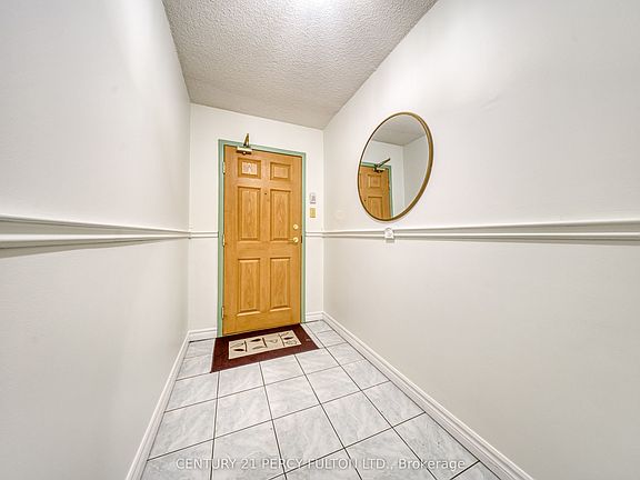 5th image of 2 Westney Rd N #1004