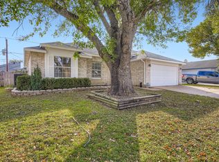 6609 Pecanwood Dr, Arlington, TX 76001