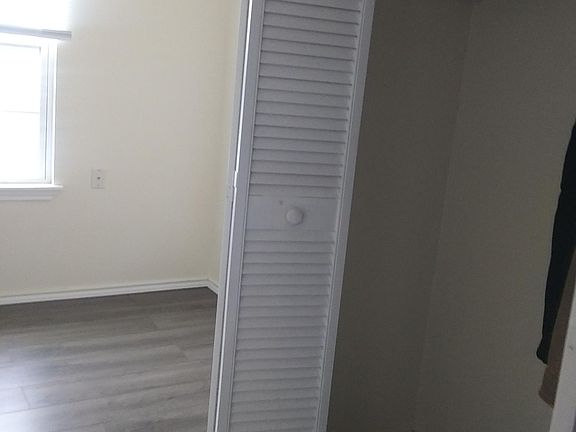 3rd image of 6106 Monterey St