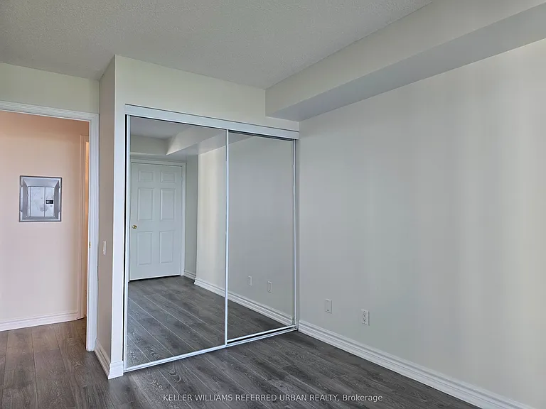 8 Hillcrest Ave #810 — Photo 16