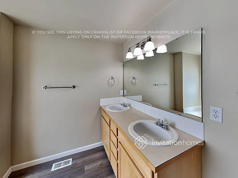 7246 178th St E — Photo 14