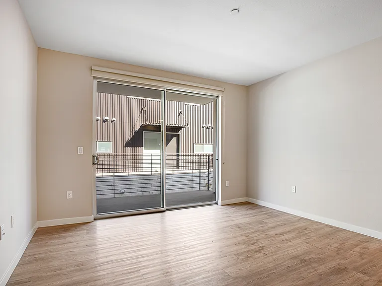 16300 Ventura Blvd #312 — Photo 27