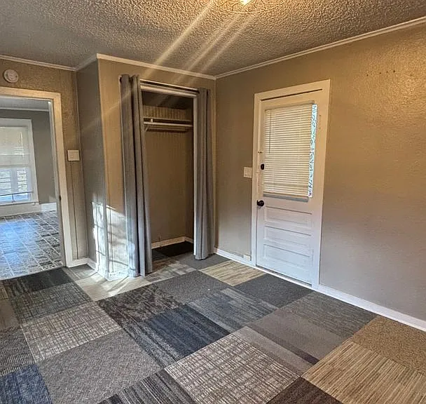 955 Osage Ave — Photo 17