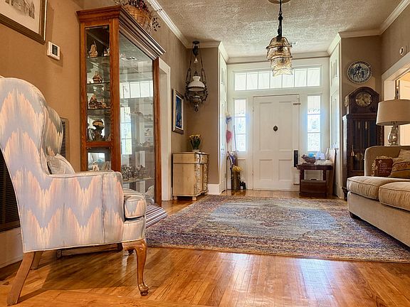 5th image of 2504 E Tibbee Rd