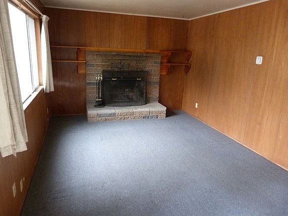 3rd image of 1157 Dedi Ave