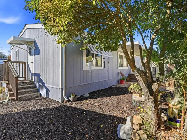 1138 Broadleaf Lane, Windsor, CA 95492