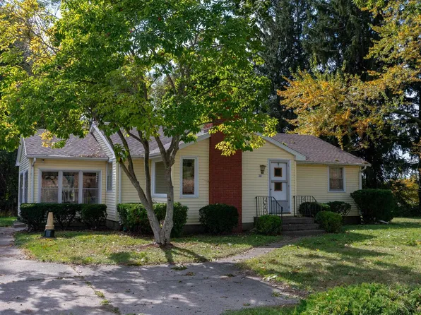 16988 New Rd, Bremen, IN 46506